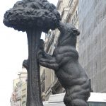 Символ Мадрида - Медведь и земляничное дерево.